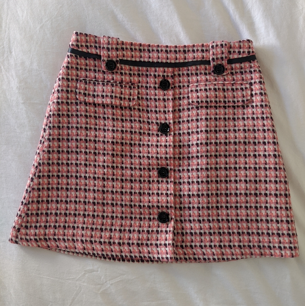 Pink plaid short skirt